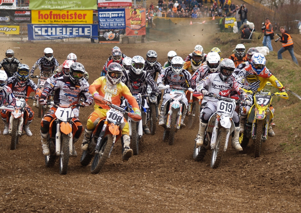 42. Winter-Motocross-Rennen mit starkem Teilnehmerfeld