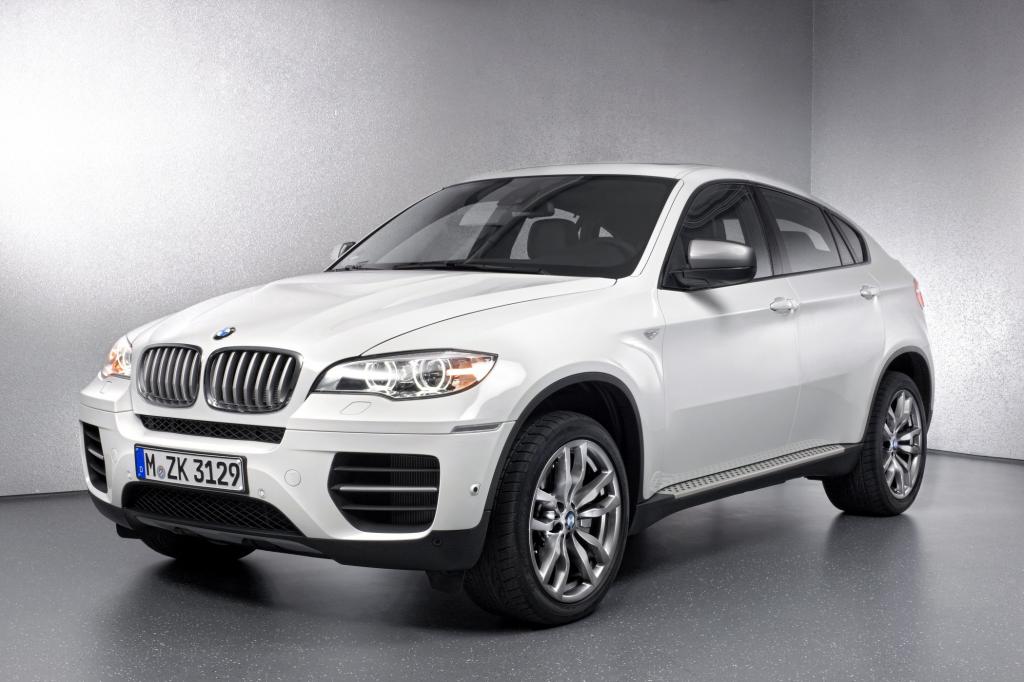 Auch der coupéhafte X6 ist mit dem Tri-Turbo-Diesel zu haben