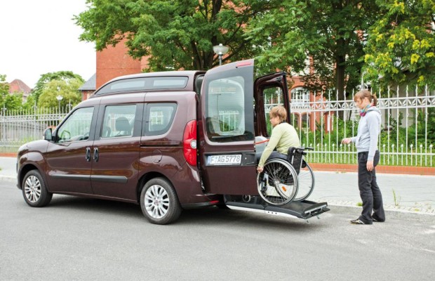 Behindertengerechte Autos mit: Sprachsteuerung