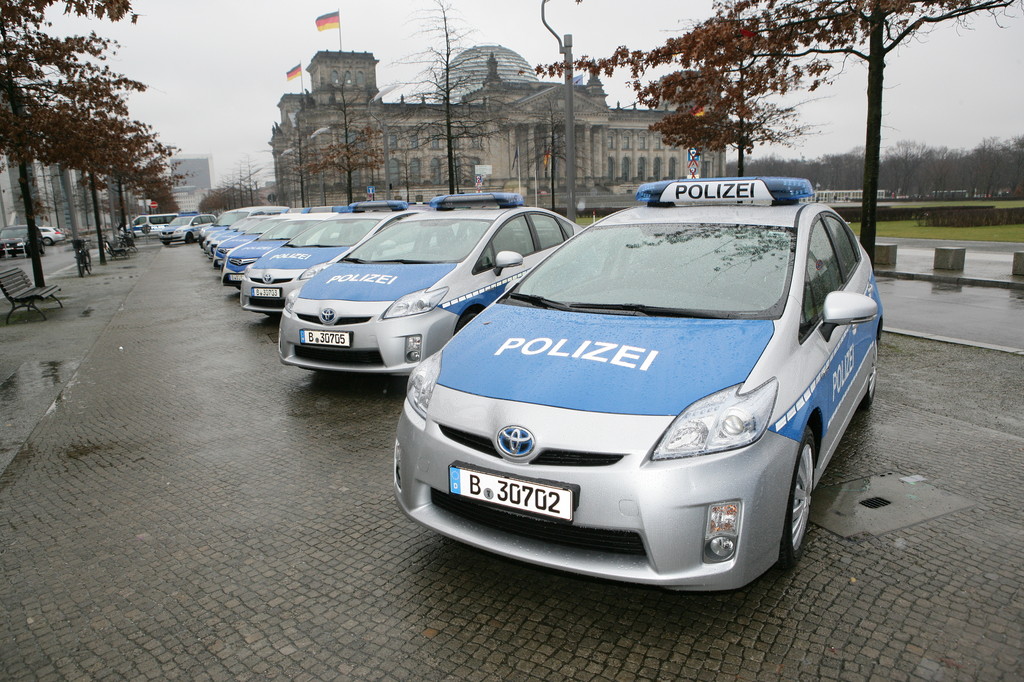 Berliner Polizei übernimmt elf umweltfreundliche Autos