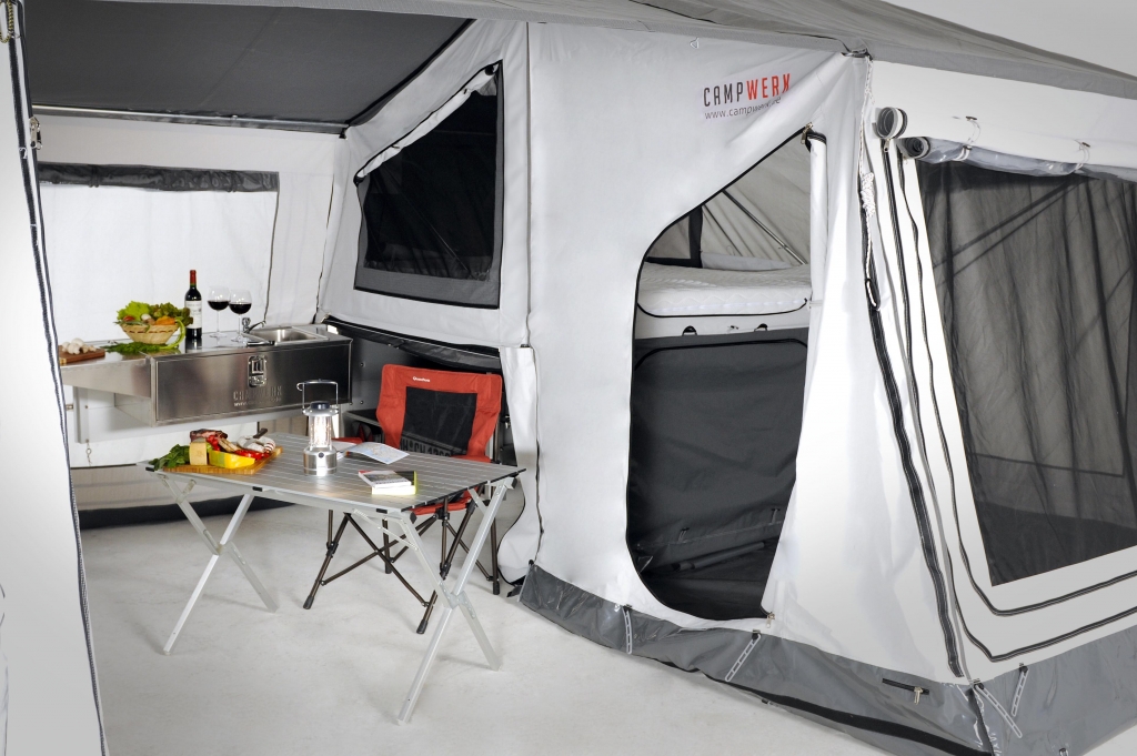 CMT 2012 Stuttgart: Camp Werk präsentiert Anhängerzelte