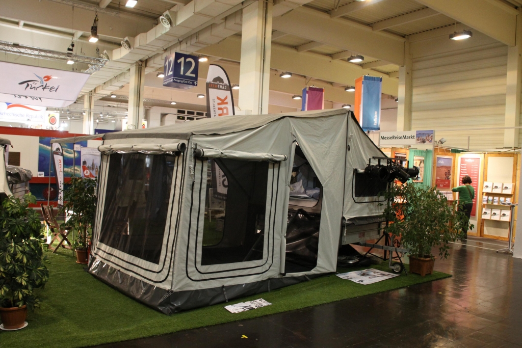 CMT 2012 Stuttgart: Camp Werk präsentiert Anhängerzelte