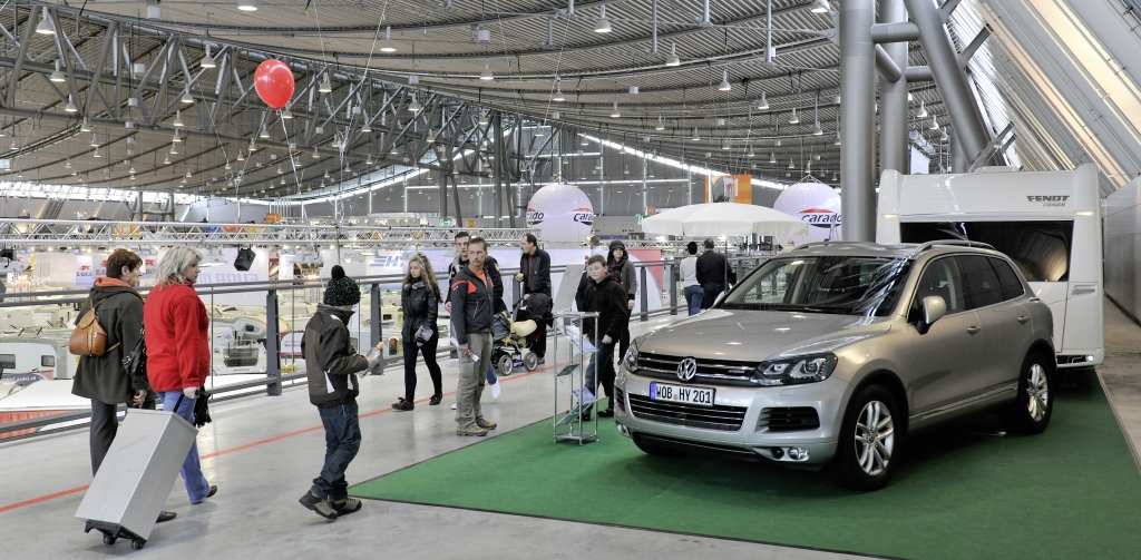 CMT Stuttgart 2012: CMT-Motorgalerie präsentiert Zugfahrzeuge, SUVs, Motorräder und Roller