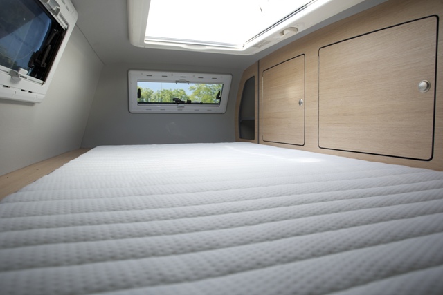 CMT Stuttgart 2012: Fischer-Wohnmobile zeigt Modulsystem Camper Cube, Roll-Lattenrost und Reisemobil Rondo L