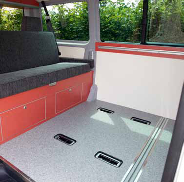 CMT Stuttgart 2012: Fischer-Wohnmobile zeigt Modulsystem Camper Cube, Roll-Lattenrost und Reisemobil Rondo L