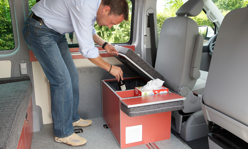 CMT Stuttgart 2012: Fischer-Wohnmobile zeigt Modulsystem Camper Cube, Roll-Lattenrost und Reisemobil Rondo L