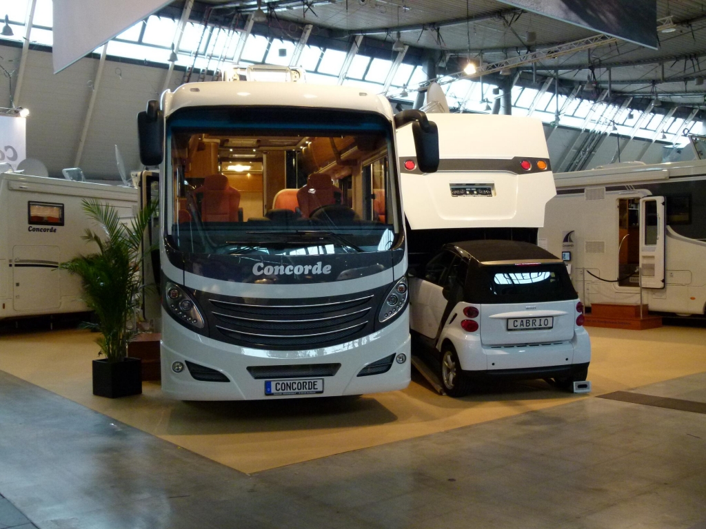CMT Stuttgart 2012: Reisemobile vom Einstiegsmodell bis zum Luxusheim