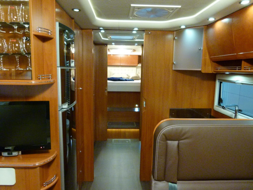 CMT Stuttgart 2012: Reisemobile vom Einstiegsmodell bis zum Luxusheim