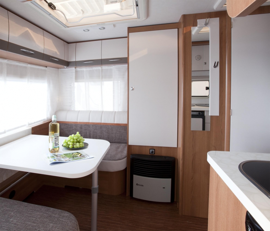 CMT Stuttgart 2012: T.E.C. präsentiert zwei Caravan Sondermodelle