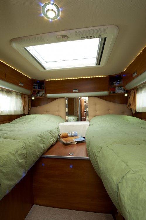 CMT Stuttgart 2012: Wintertauglich und vollintegriert – Laika zeigt Kreos Reisemobile