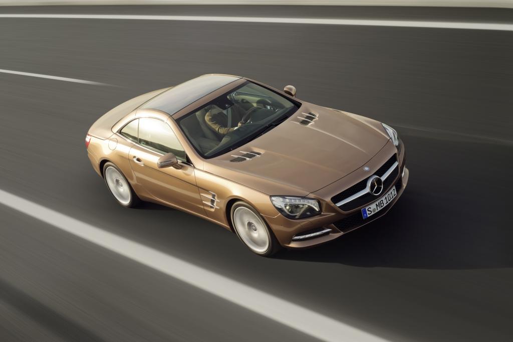 Das Luxus-Cabrio Mercedes SL hat abgespeckt