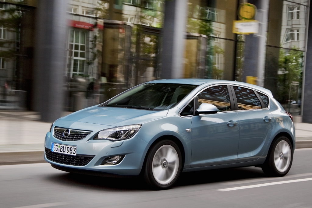 Dekra-Gebrauchtwagenreport 2012 - Opel und Audi an der Spitze