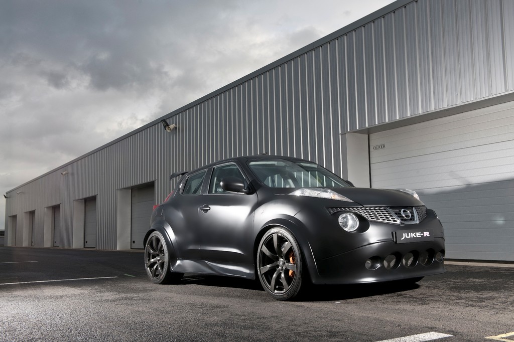 Der Nissan Juke-R ist in 3,7 Sekunden bei 100 km/h