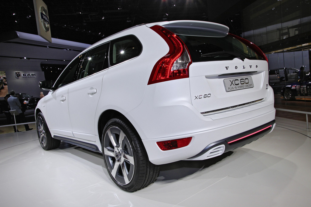 Detroit 2012: Dem Volvo XC60 Plug-in-Hybrid reichen 2,3 Liter