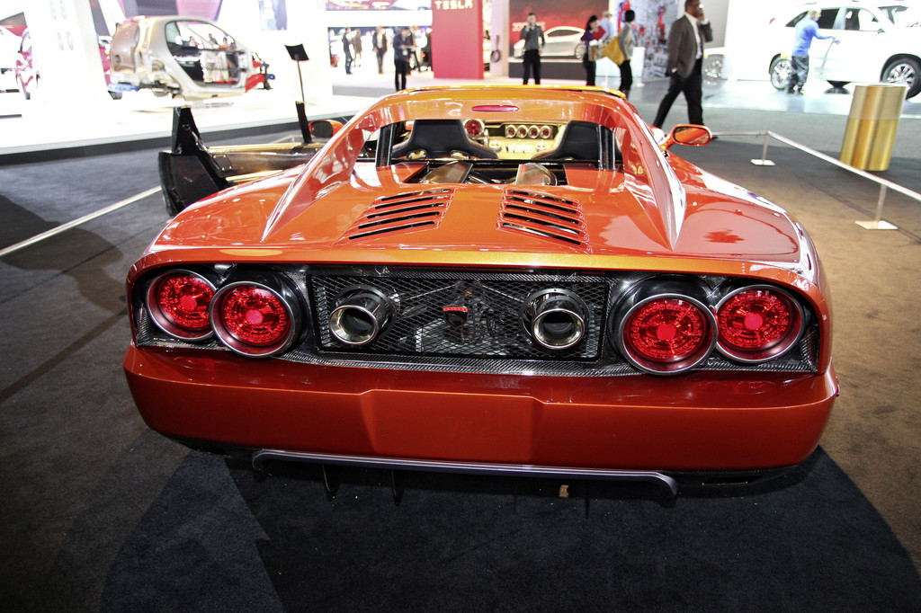 Detroit 2012: Der Falcon  F7 bedient sich bei der Corvette