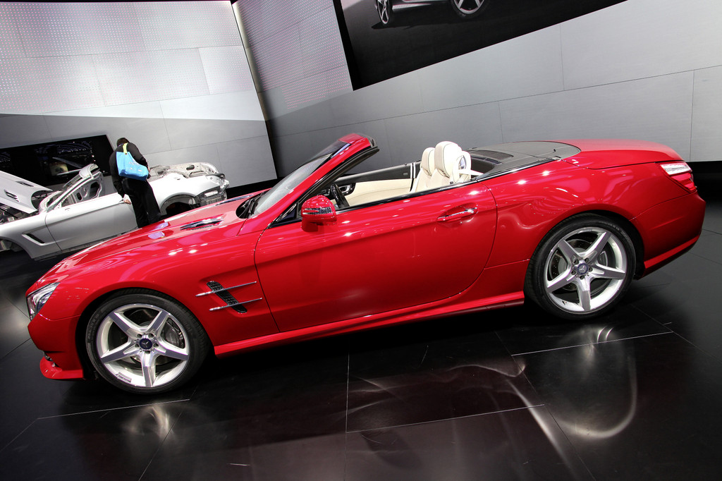 Detroit 2012: Mercedes-Benz SL setzt Maßstäbe im Segment