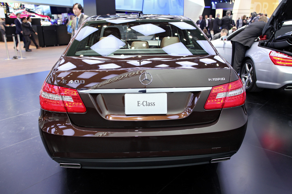 Detroit 2012: Mercedes-Benz zeigt sparsamstes Oberklasse-Modell der Welt