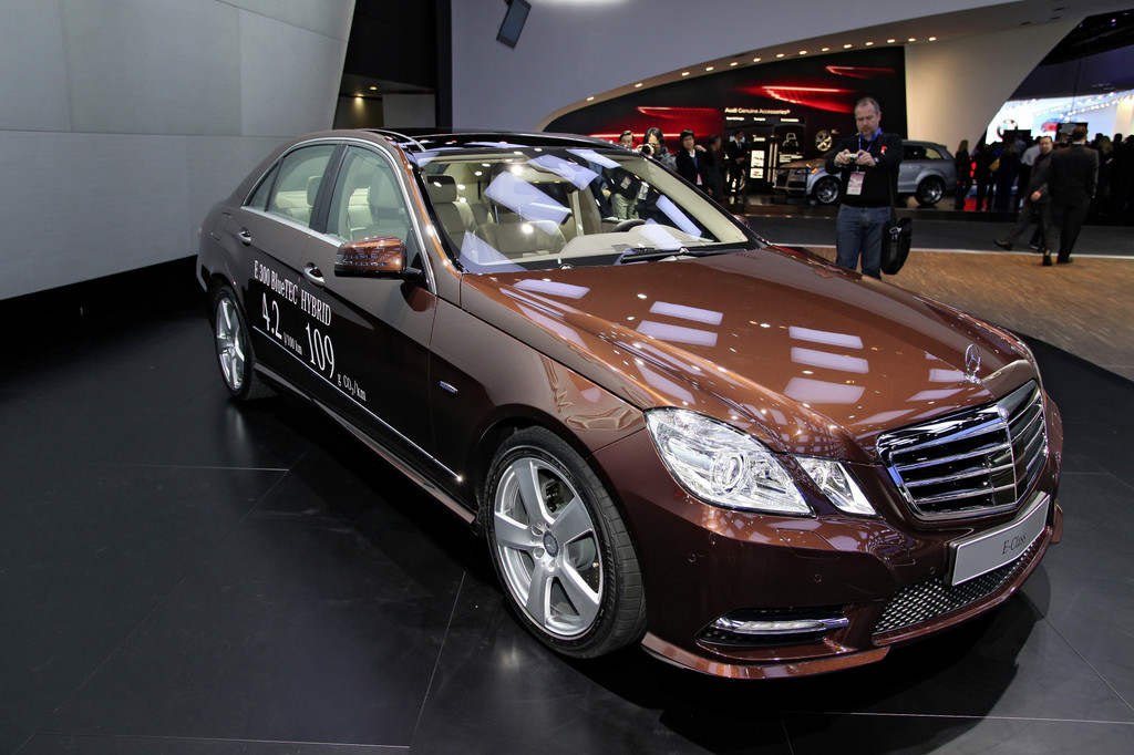 Detroit 2012: Mercedes-Benz zeigt sparsamstes Oberklasse-Modell der Welt