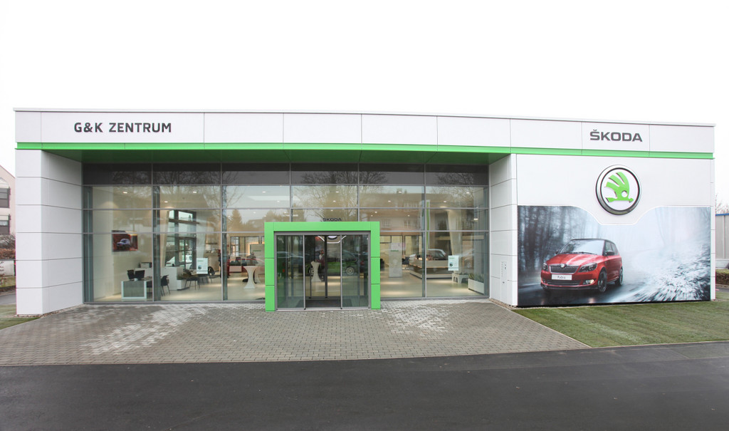 Erstes Skoda-Autohaus in neuem Unternehmensdesign