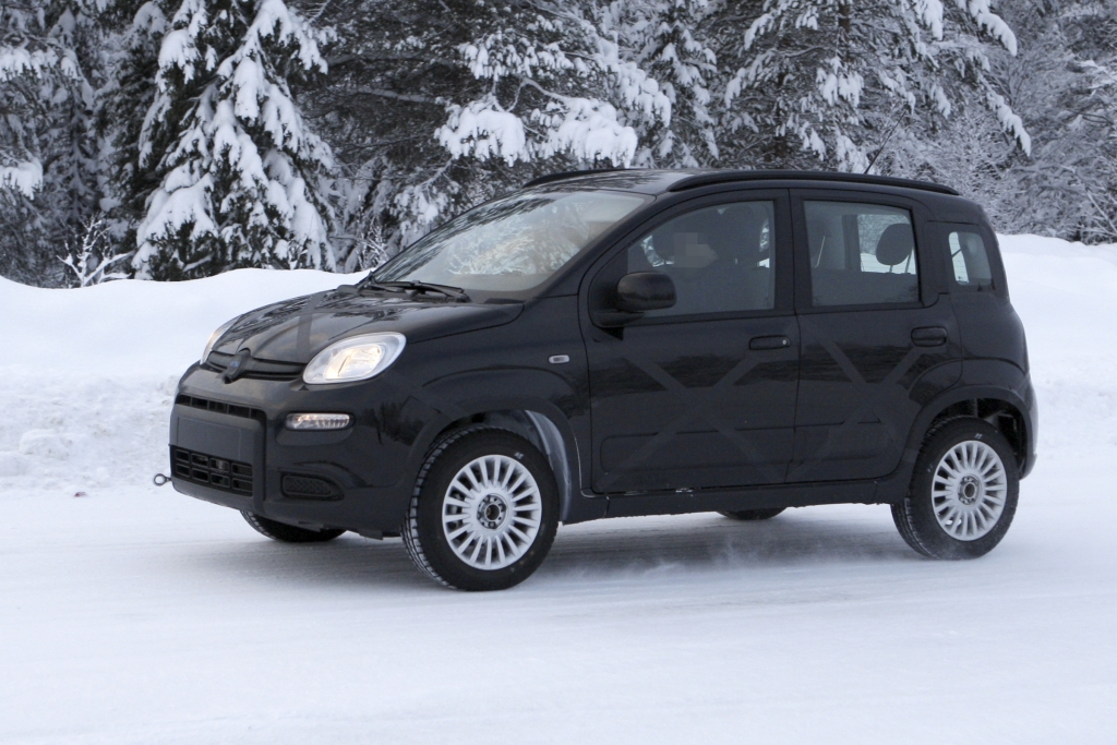 Erwischt: Erlkönig Fiat Panda 4x4 – Auf allen Vieren durch den Schnee