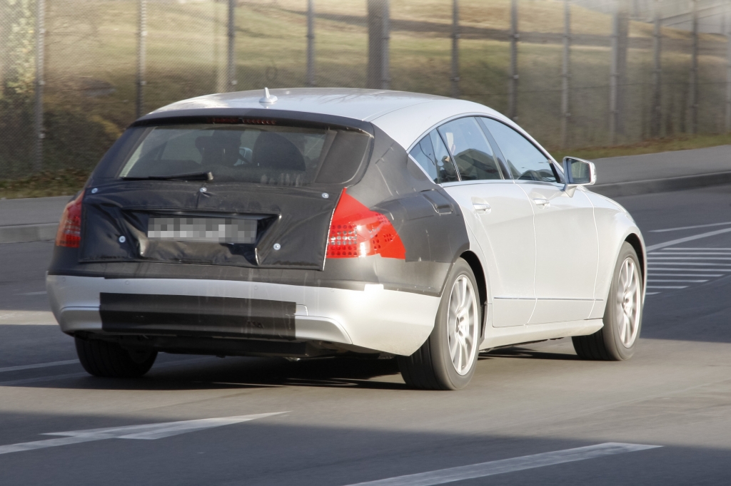 Erwischt: Erlkönig Mercedes CLS Shooting Brake