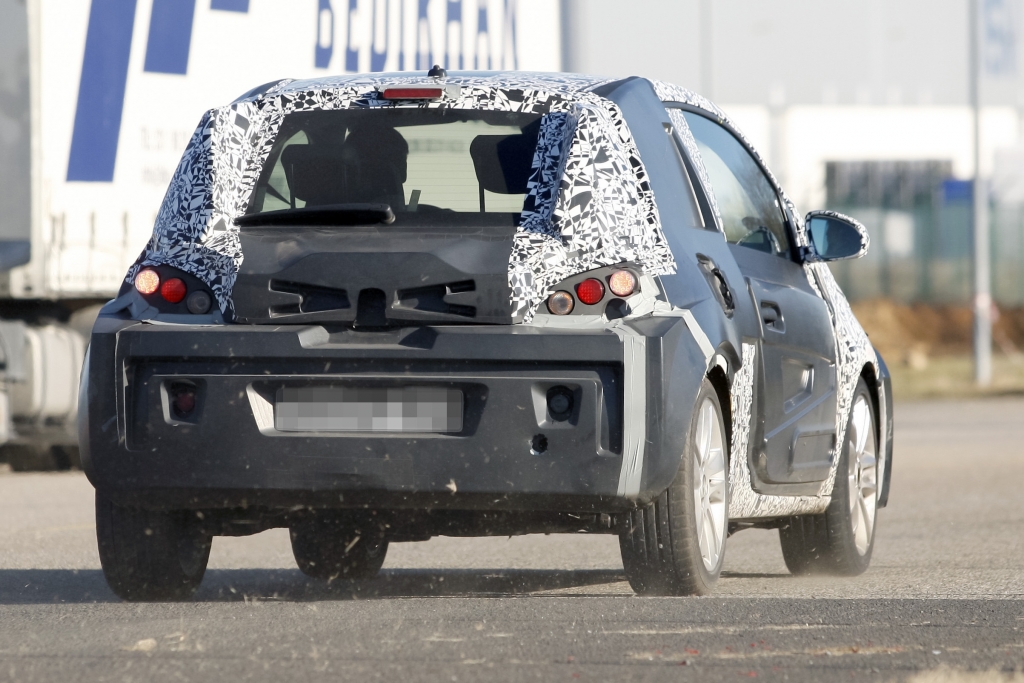 Erwischt: Erlkönig Opel Junior – Kleiner Kugelblitz