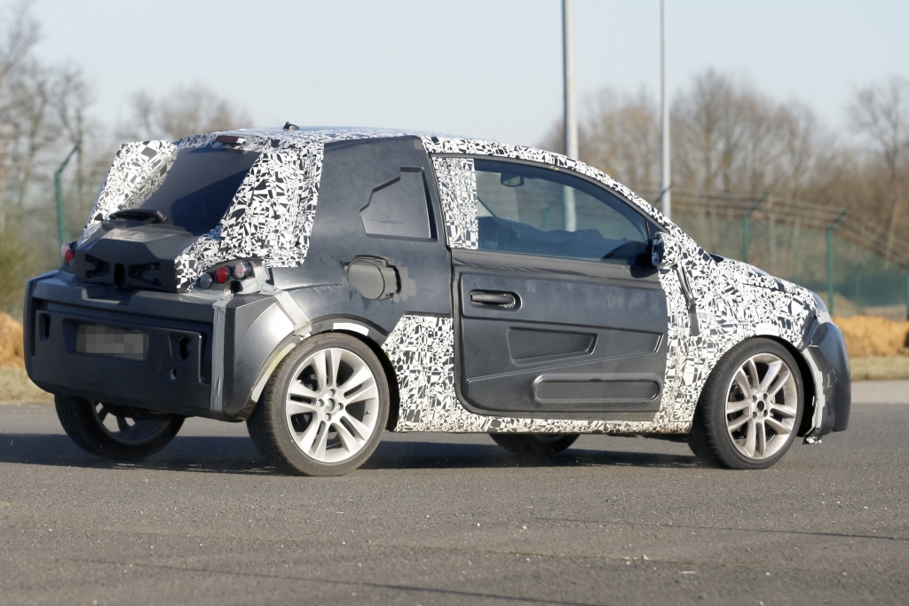 Erwischt: Erlkönig Opel Junior – Kleiner Kugelblitz
