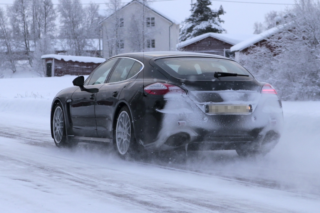 Erwischt: Erlkönig Porsche Panamera Facelift