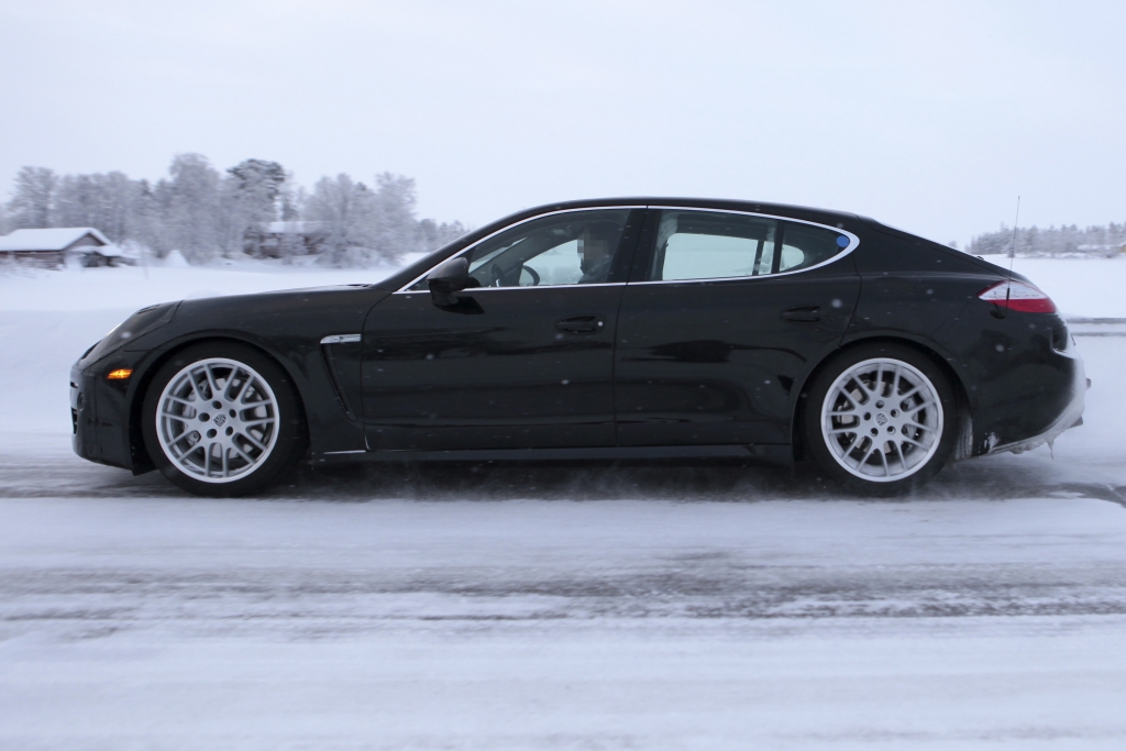 Erwischt: Erlkönig Porsche Panamera Facelift