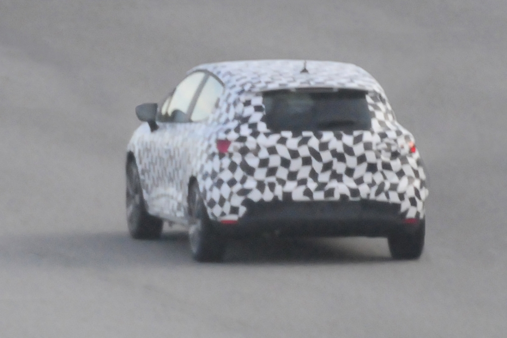 Erwischt: Erlkönig Renault Clio