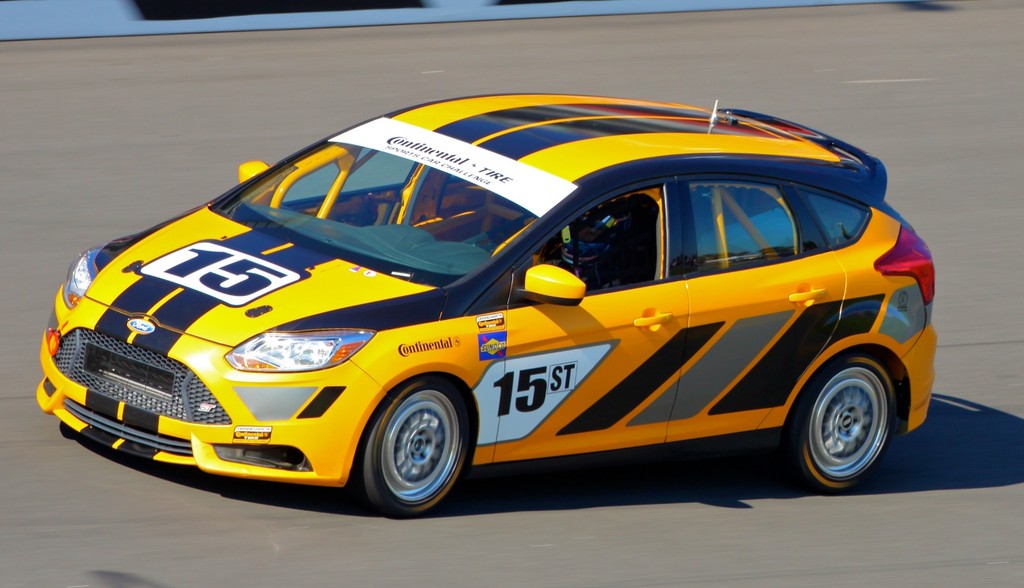 Für die Rennstrecken dieser Welt: Ford Focus ST-R feiert sein Debüt