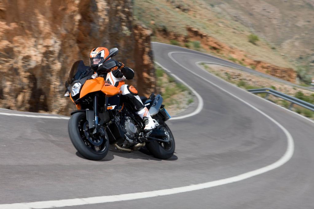 Fahrbericht KTM 990 SM-T: Gib dir die Kante!