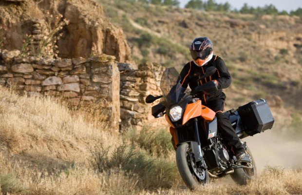 Fahrbericht KTM 990 SM-T: Gib dir die Kante!