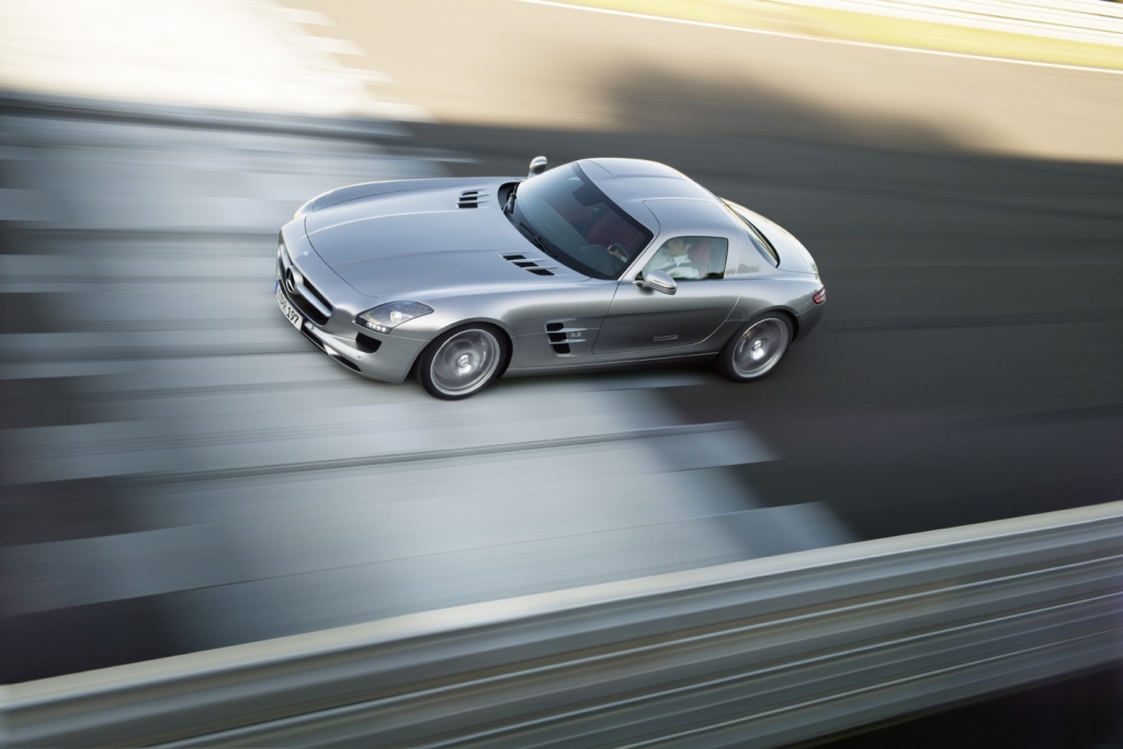 Fahrbericht: Mercedes-Benz SLS AMG - Mit verklärtem Blick