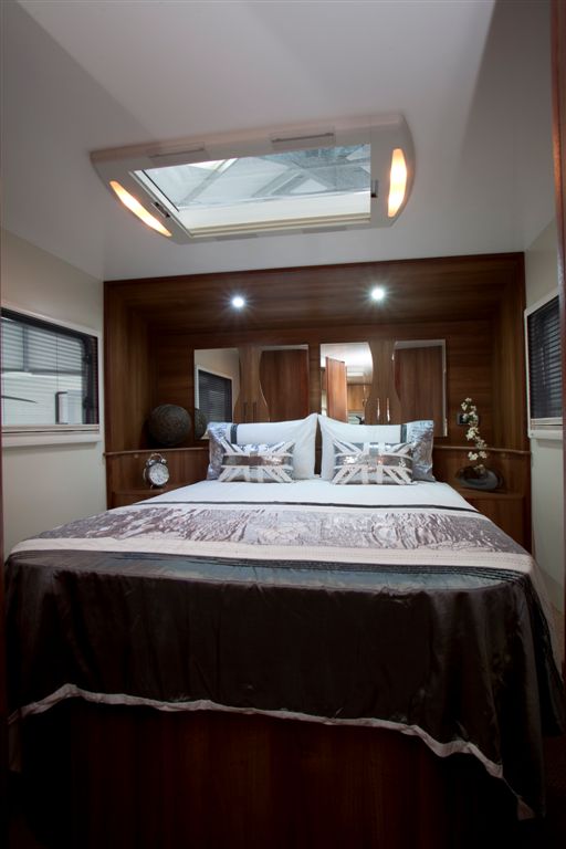 Fifth Wheel Tourers: Wohnauflieger Celtic Rambler und DreamSeeker aus England