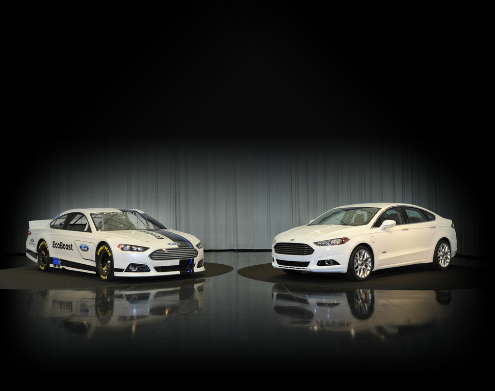 Ford schickt den Fusion auf die Rennstrecke