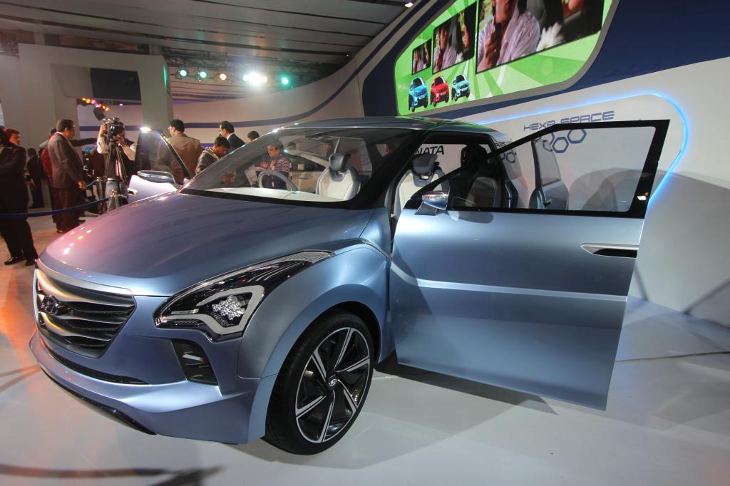 Hyundai zeigt in Delhi den Hexa Space