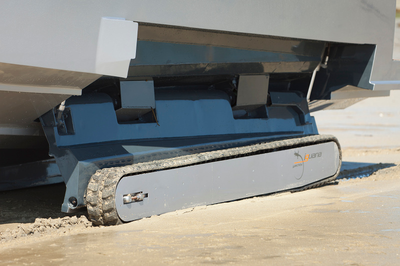 Iguana 29: Amphibien Motoryacht mit Kettenantrieb