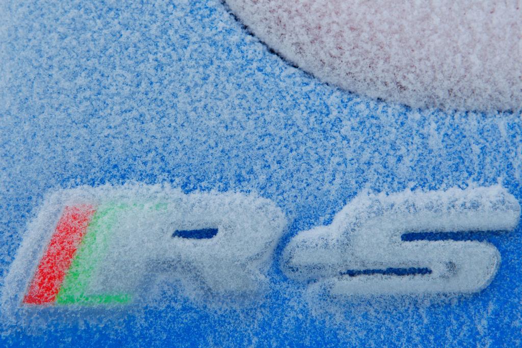 Jaguar setzt natürlich nicht nur auf Vernunft, sondern auch auf Sportlichkeit