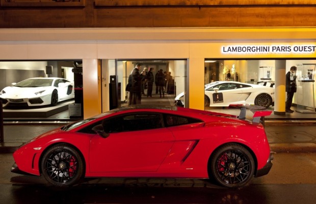 Lamborghini eröffnet Showroom in Paris
