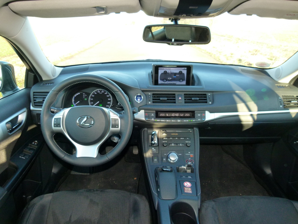Lexus CT 200 H