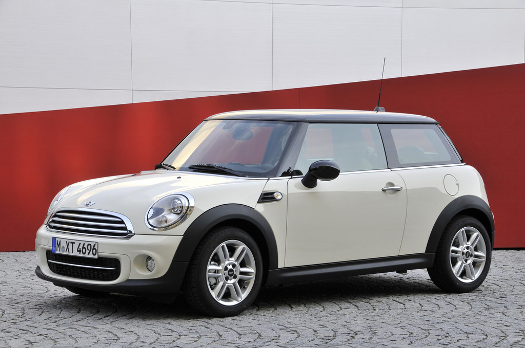 Mini Cooper.
