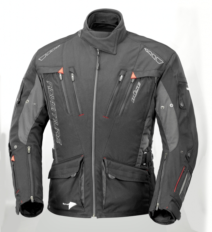 Motorrad Messe Leipzig 2012: Büse präsentiert Motorradanzüge und Helme