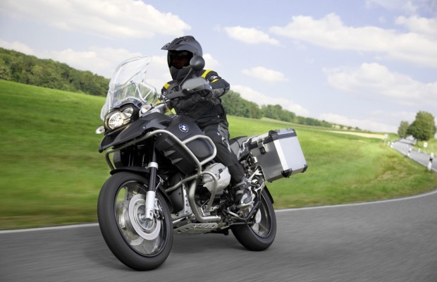 Motorradmarkt schließt mit Zulassungsplus ab