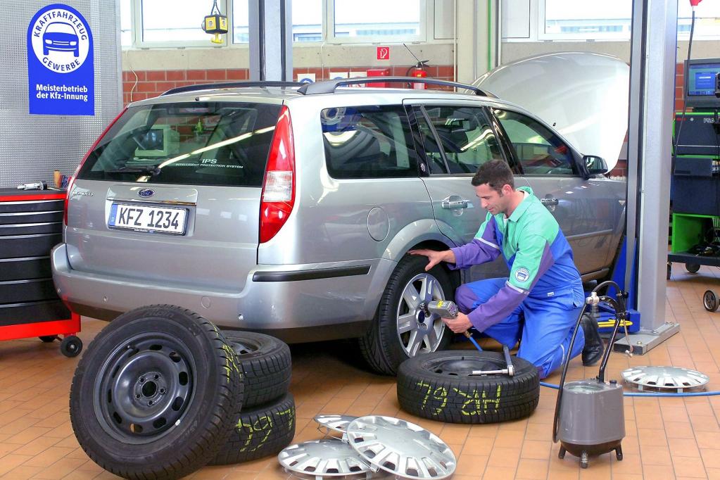 Online-Angebote helfen sparwilligen Autofahrern