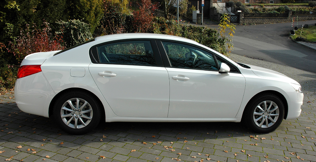 Peugeot 508: Und so sieht das Stufenheckmodell der Franzosen von der Seite aus.