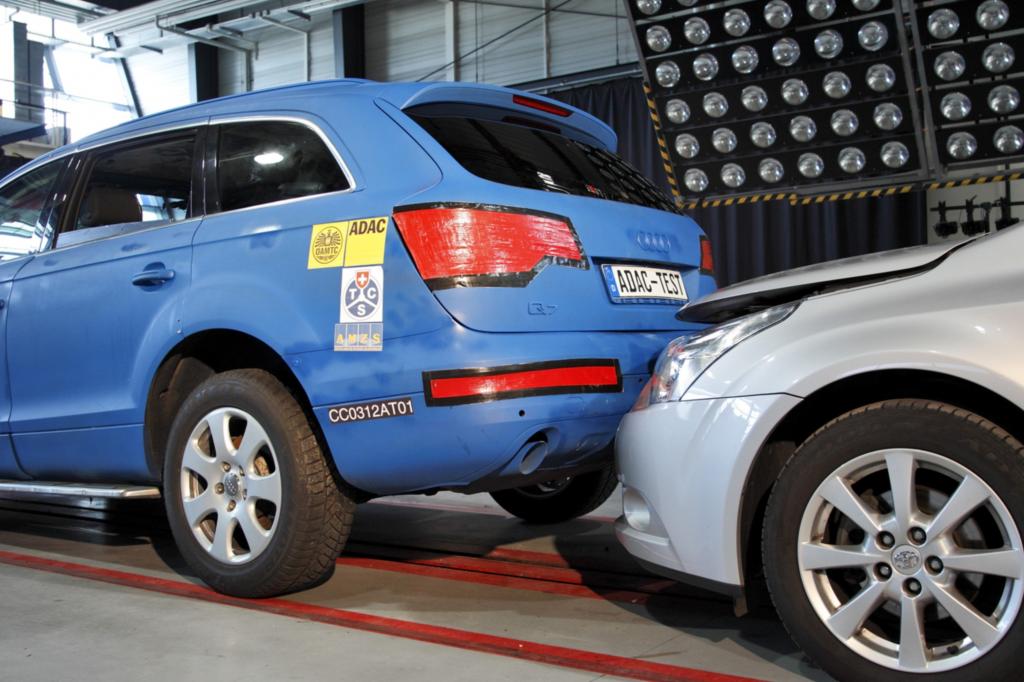 Radarsysteme im Auto - Kleiner Rempler, großer Schaden