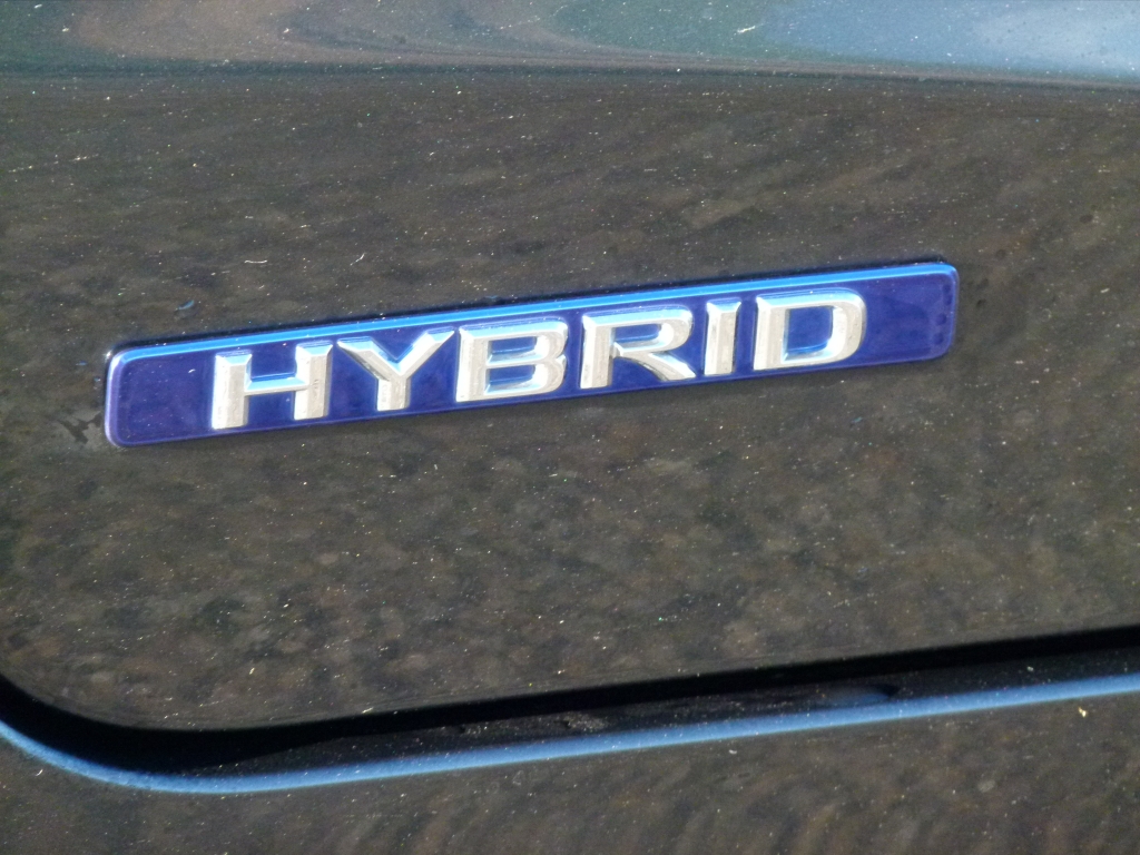 Test: Lexus CT200h – Schicker Prius mit Starallüren