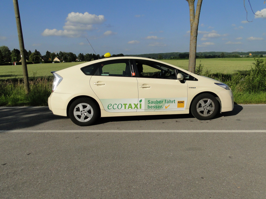 Toyota Prius siegt beim Taxi-Vergleich