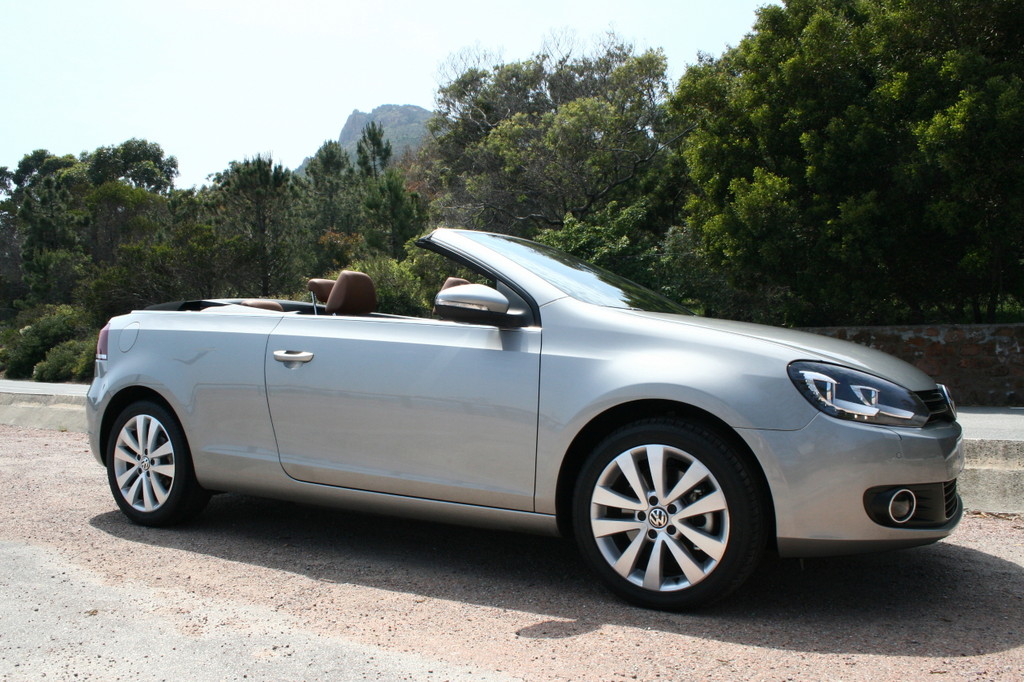 Volkswagen Golf Cabrio.